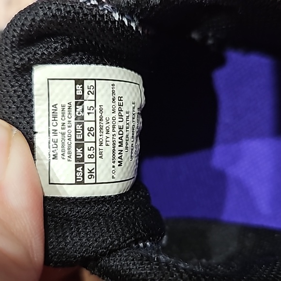 Under Armour kids Purple & Black Shoes - Picture 7 of 7